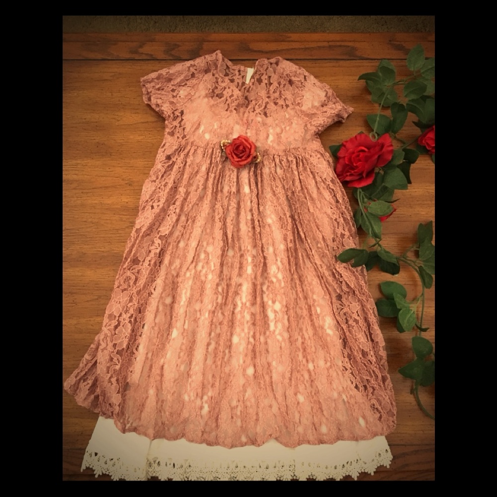 Girls Vintage Mauve Lace Dress sz 4